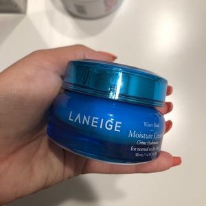 Full sized brand new Laneige moisture cream
